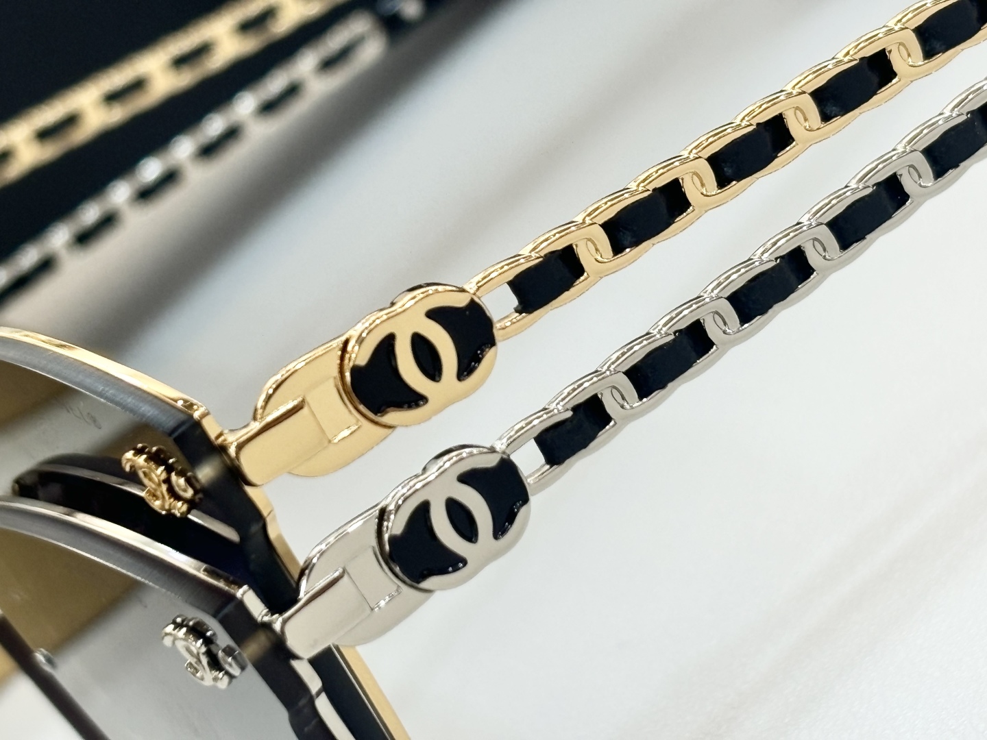  chan**
mod：CH7368
size：64-17-145
