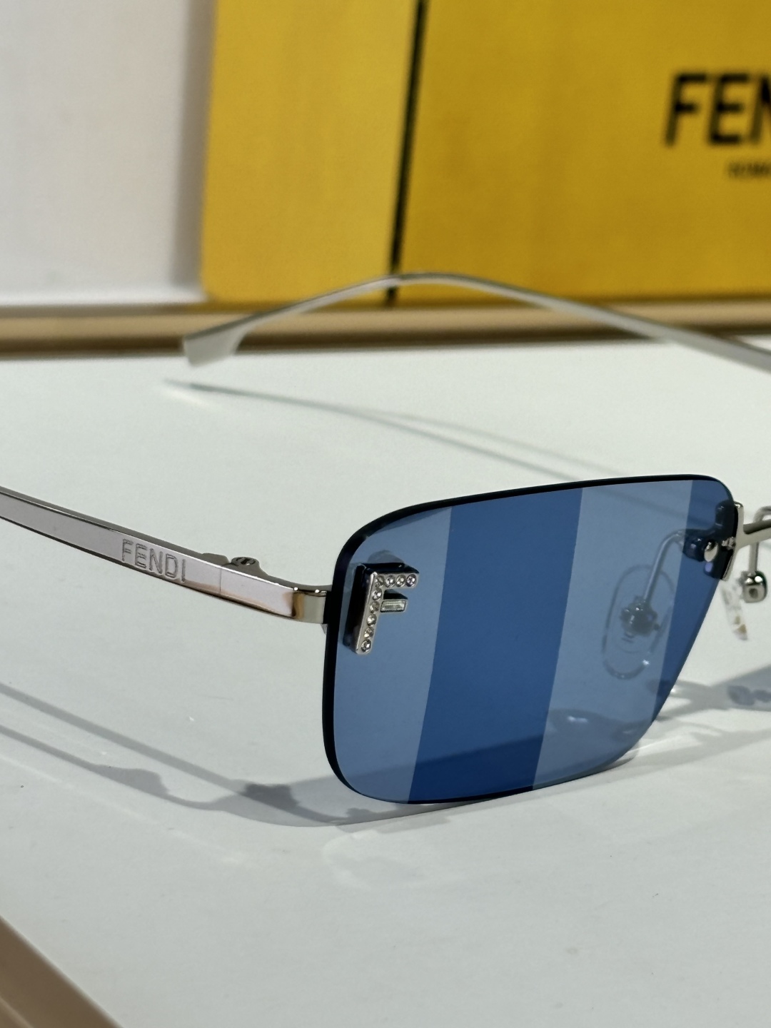  FEND*
MODEL FOL112V
SIZE60口15-140
