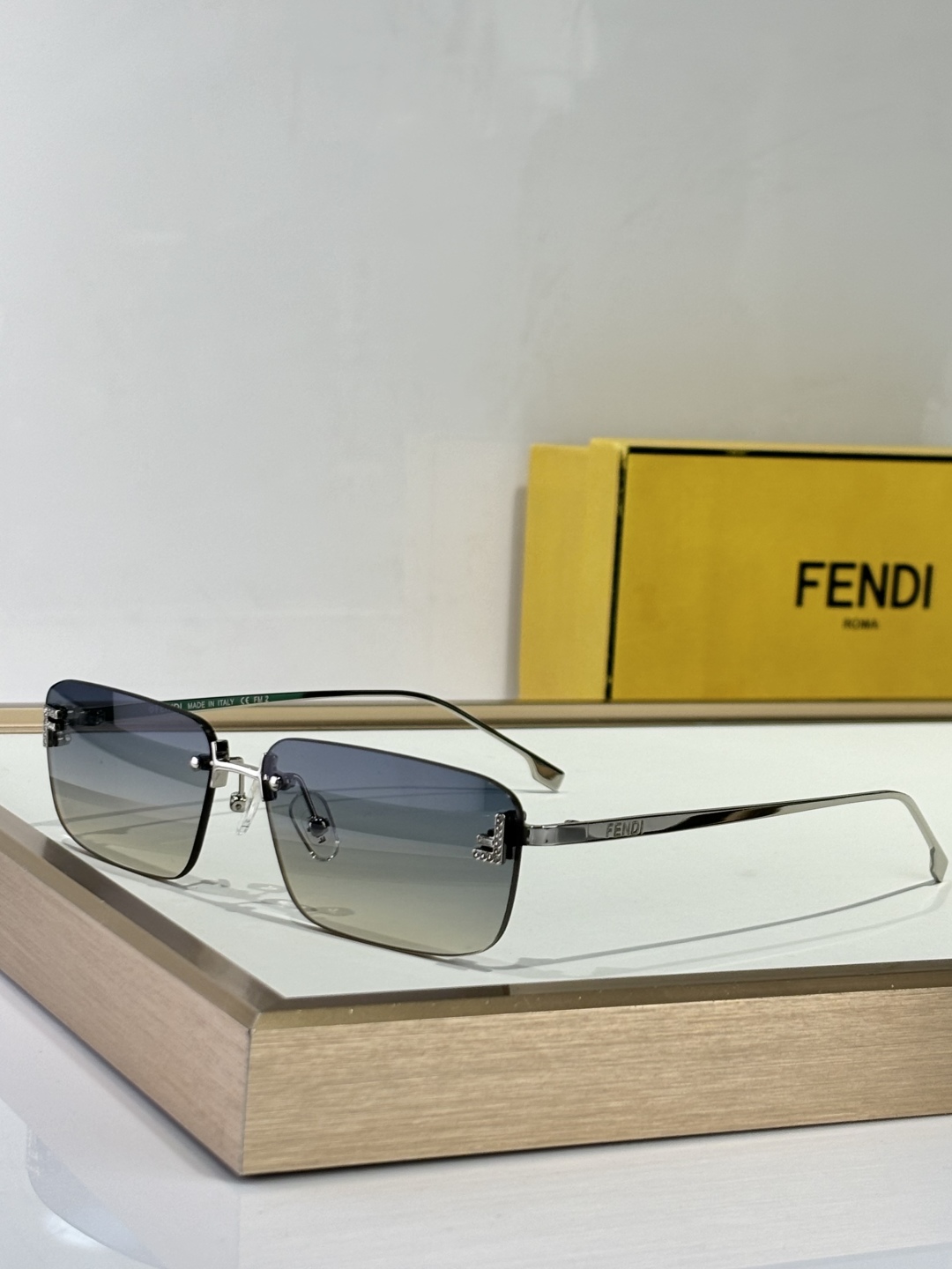  FEND*
MODEL FOL112V
SIZE60口15-140
