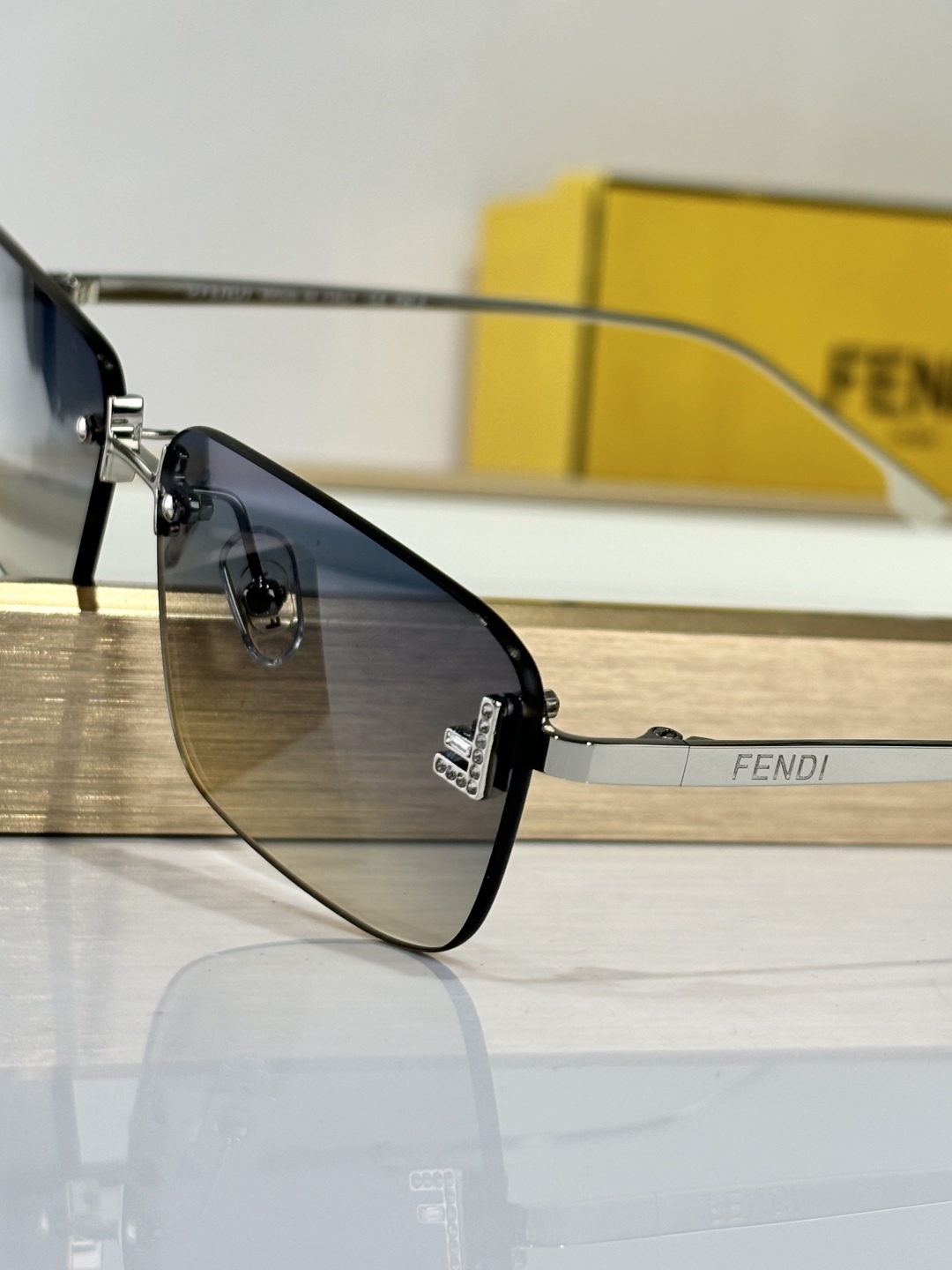  FEND*
MODEL FOL112V
SIZE60口15-140
