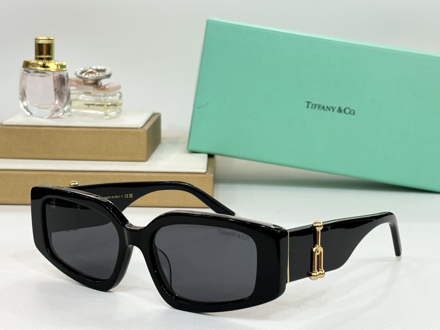  Tiffany*
MOD：TF4208
Size：54-17-145
