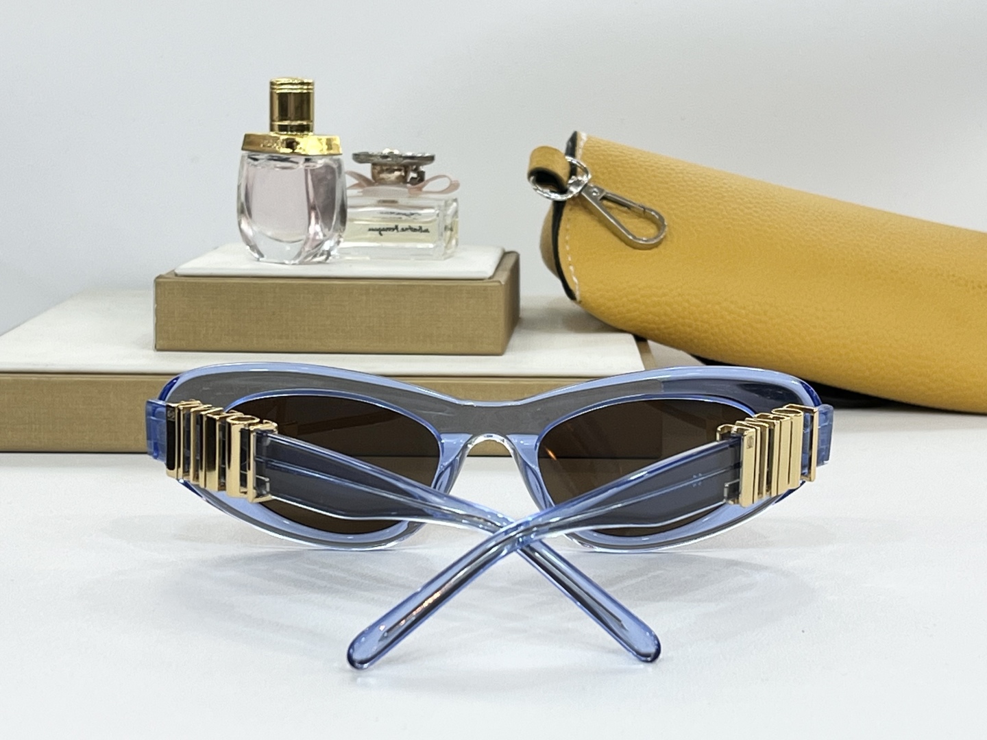  LOEWE
MOD：LW40156U
S IZE：52口20
