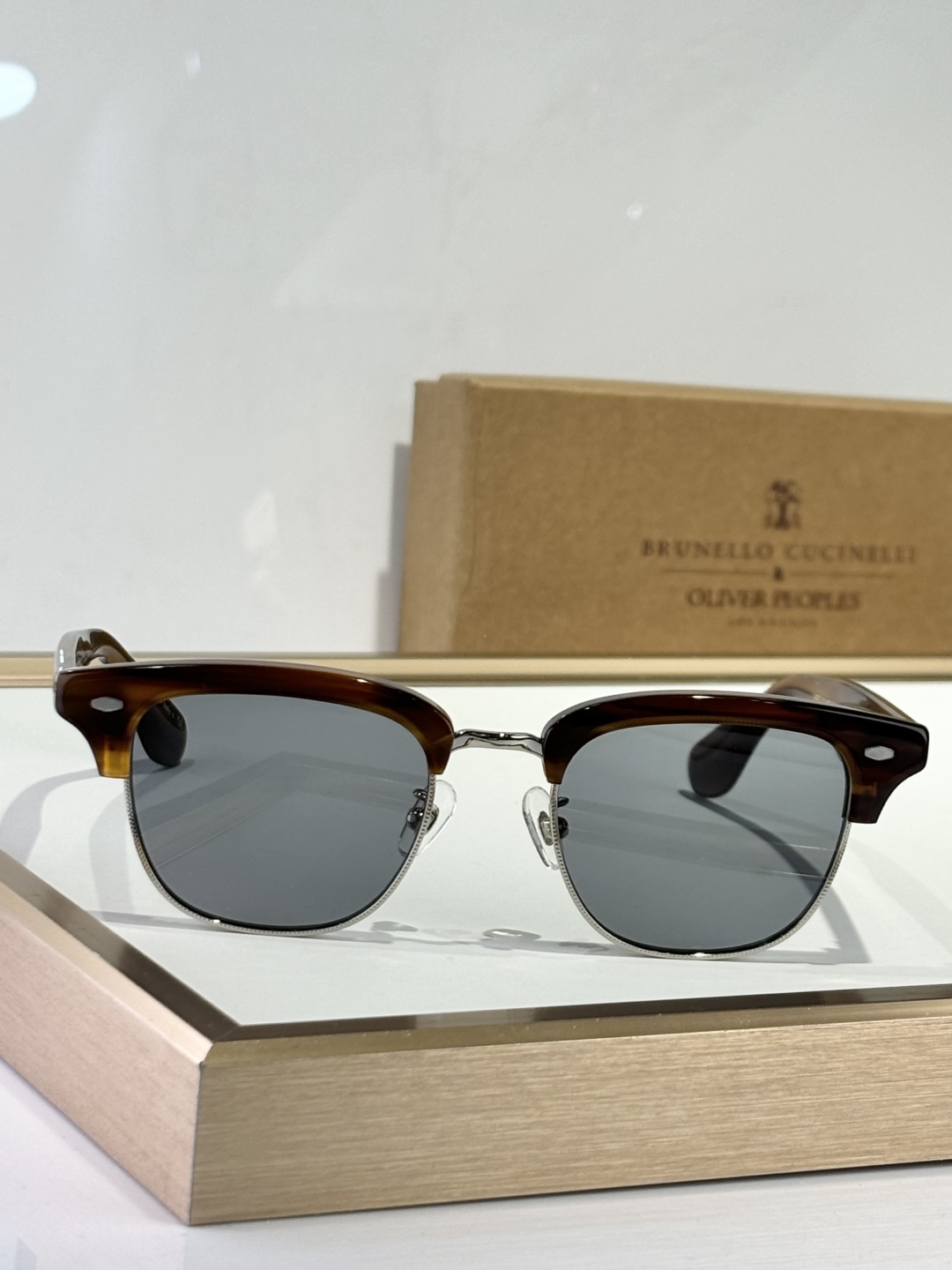  Brunello Cucinelli X Oliver PeoPle
Handcrafted in I
