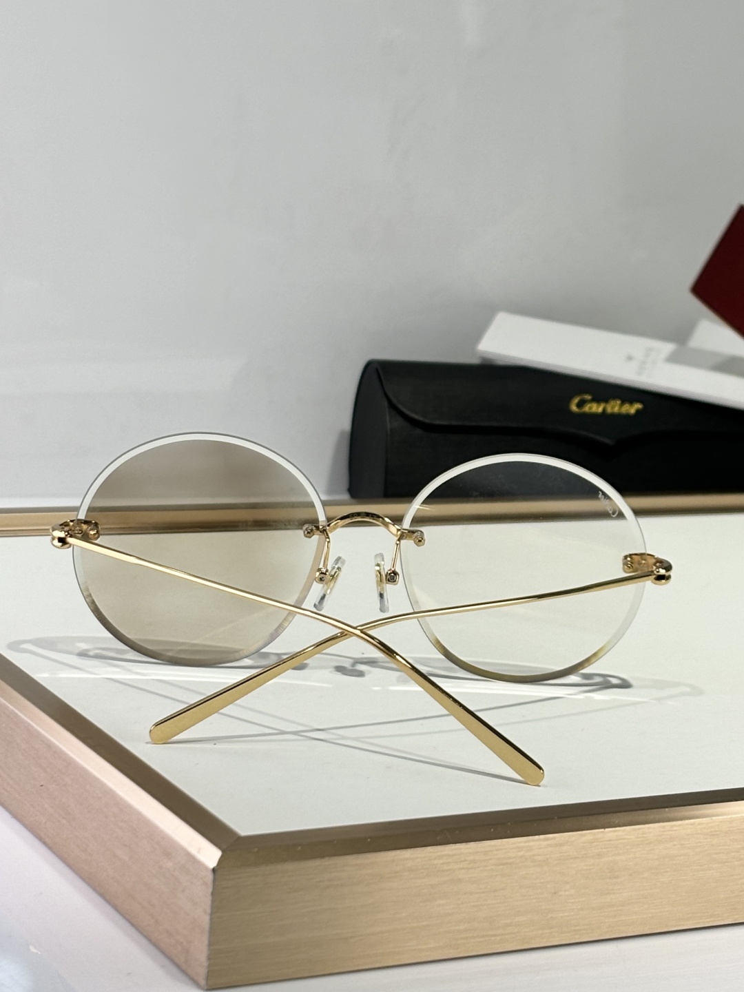   Cartie*
Mod：CT0475
Size：59-17-145
Photo Chromic
 O