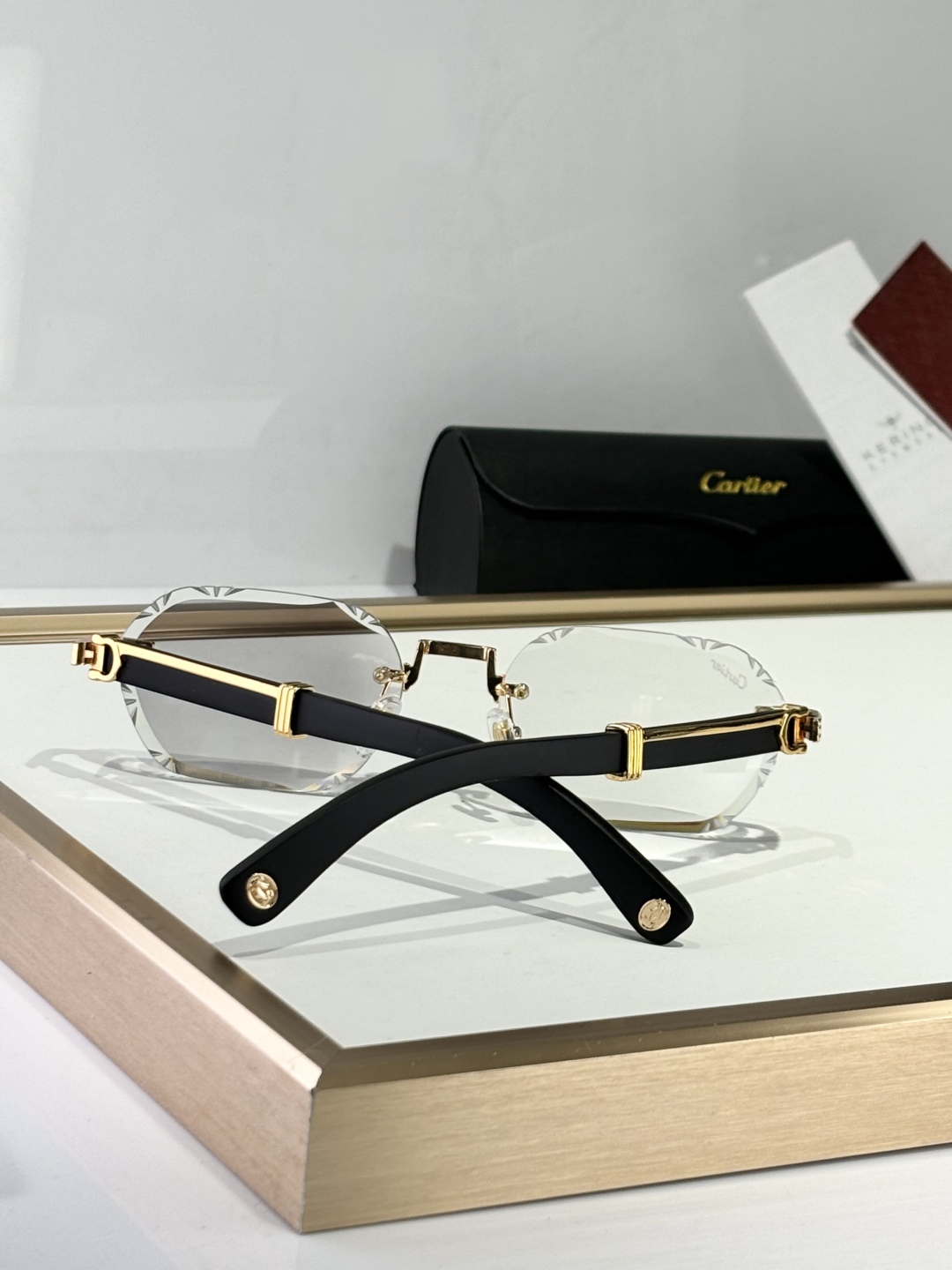 Cartie
Mod：CT0533
Size：58-20-145
Photo Chromic
 Orig