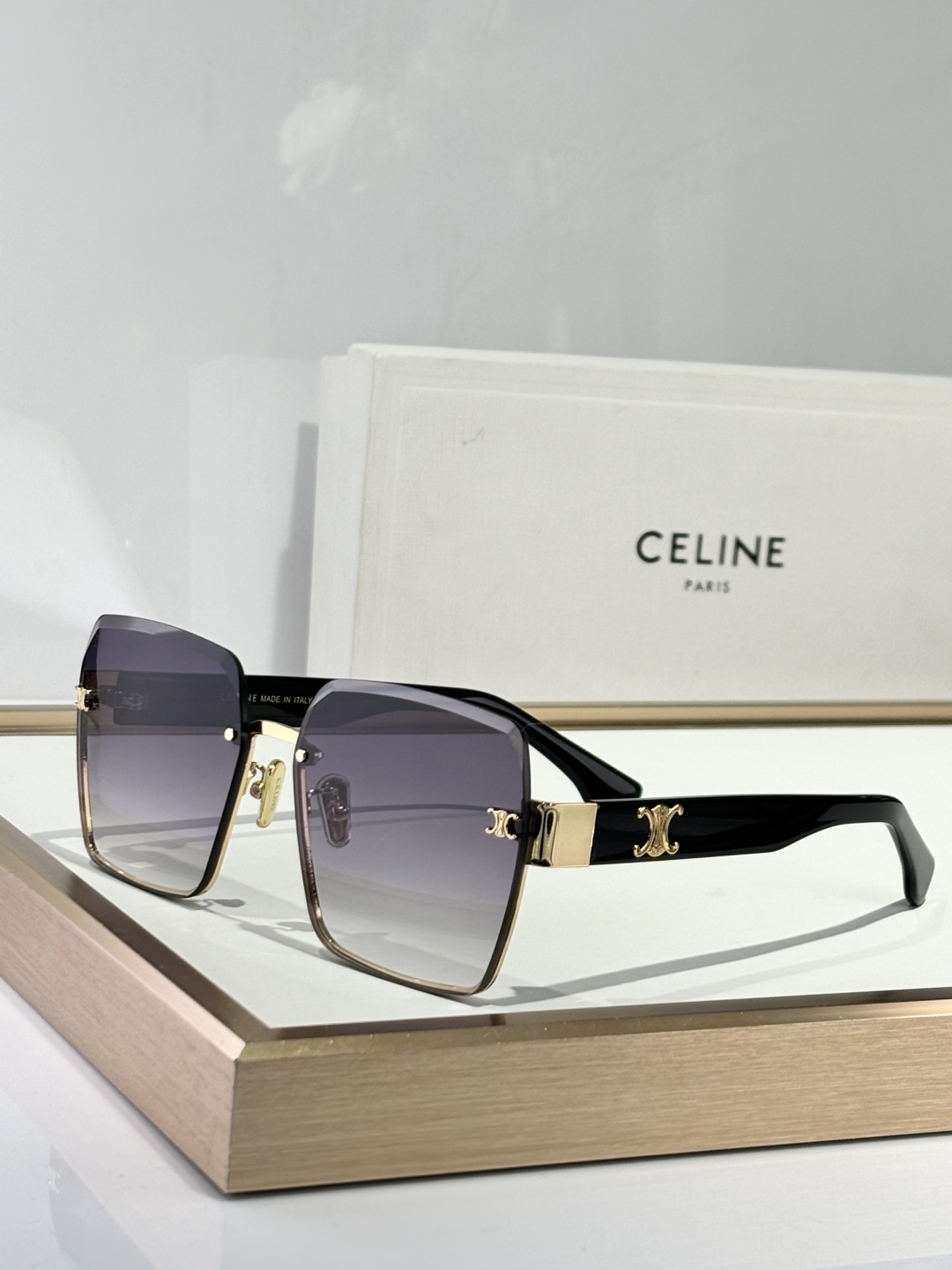  CELINE
MODELCL40237U
SIZE62口18-140
