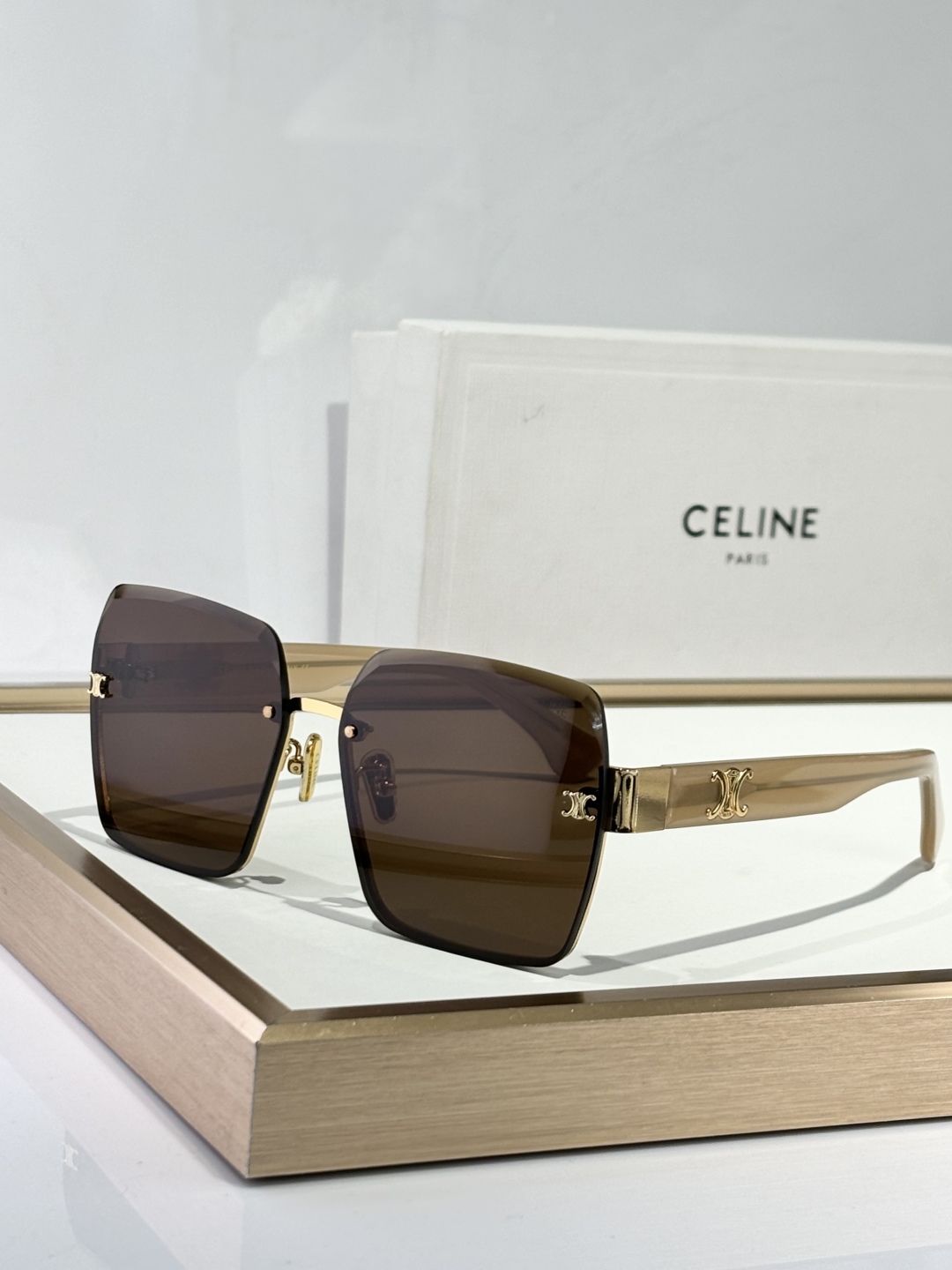  CELINE
MODELCL40237U
SIZE62口18-140
