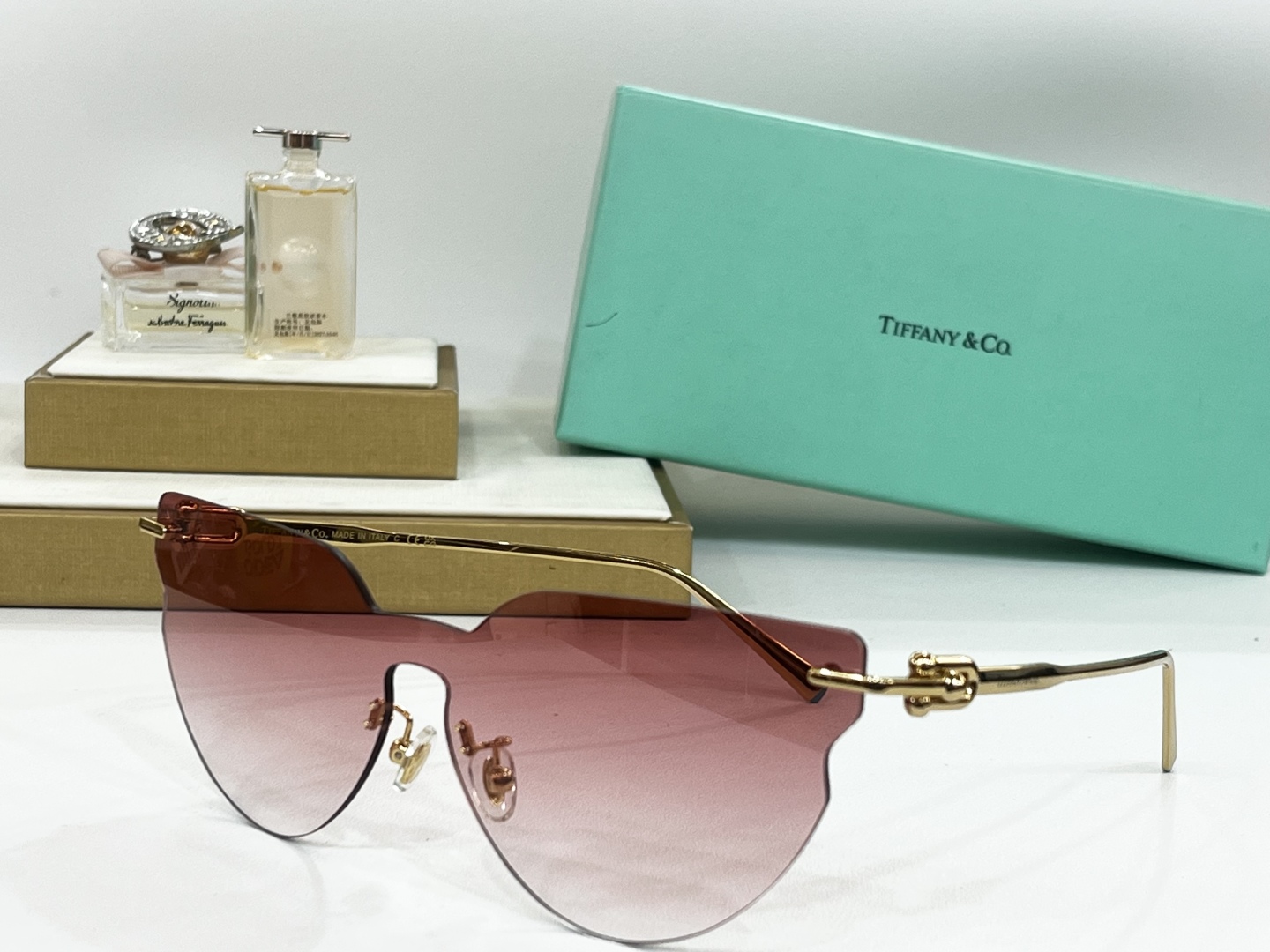  TIFFANY*
Mod：TF3104K
Size：61口17-140

