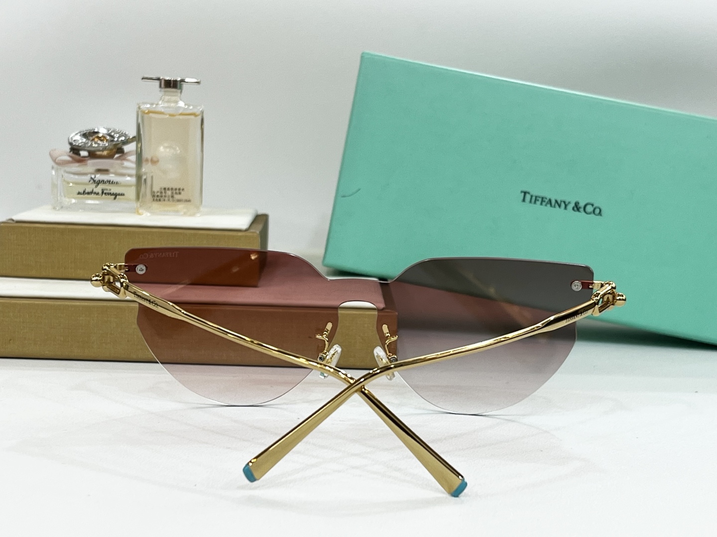  TIFFANY*
Mod：TF3104K
Size：61口17-140

