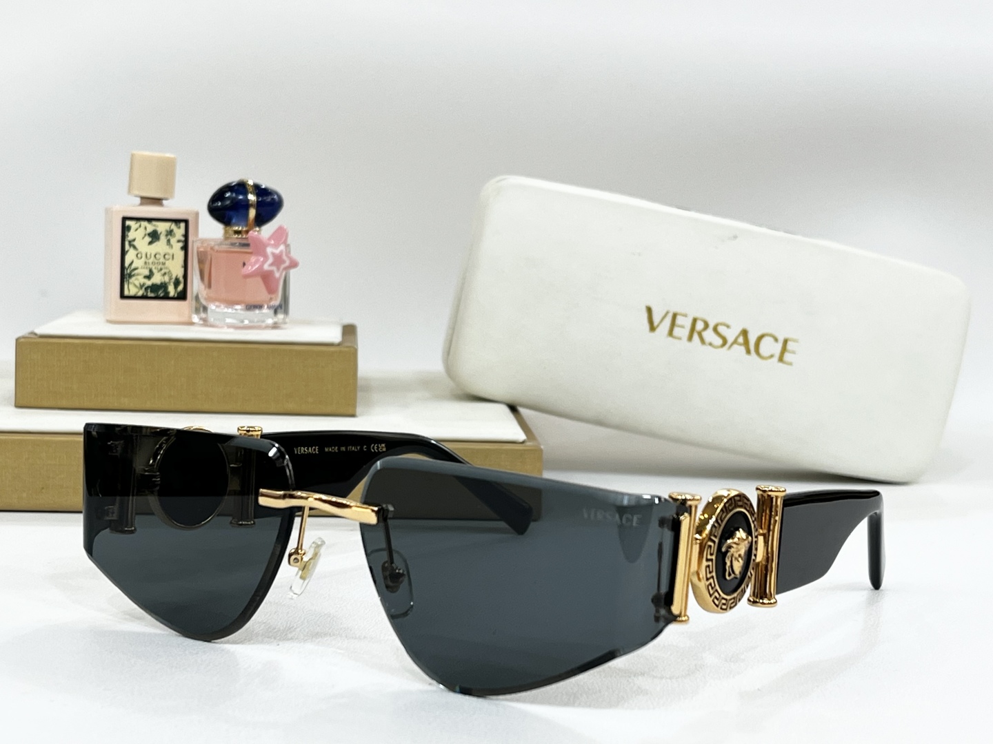  VERSACE
MOD：VE6773
Size：63口17-138
