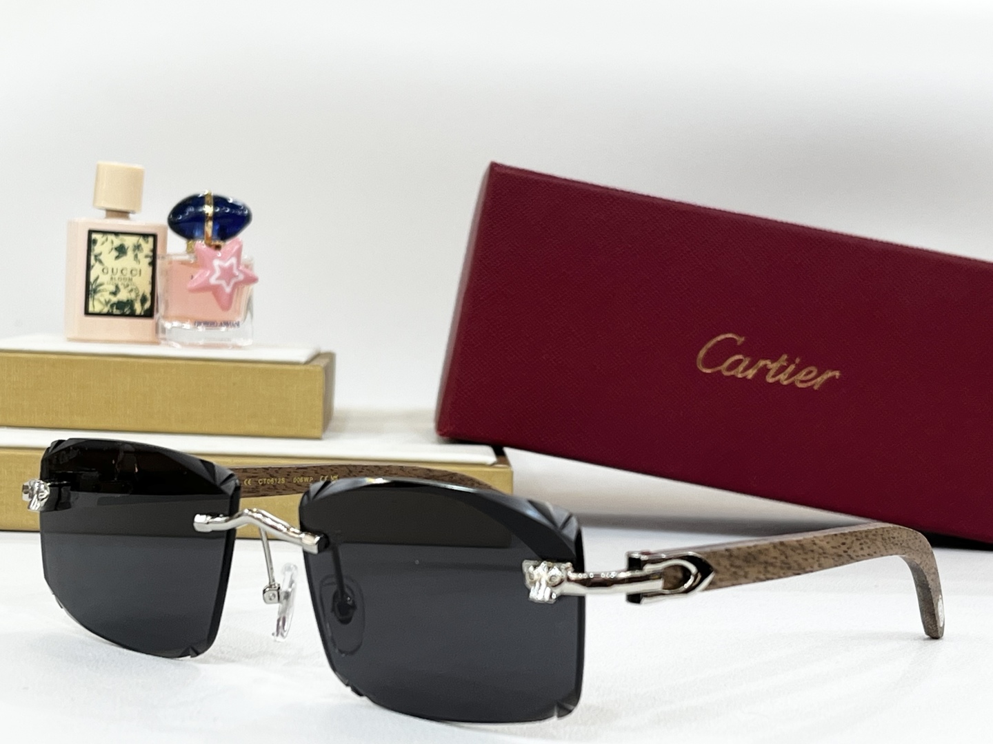  Cartier
MODCT0612S
Size59口17
