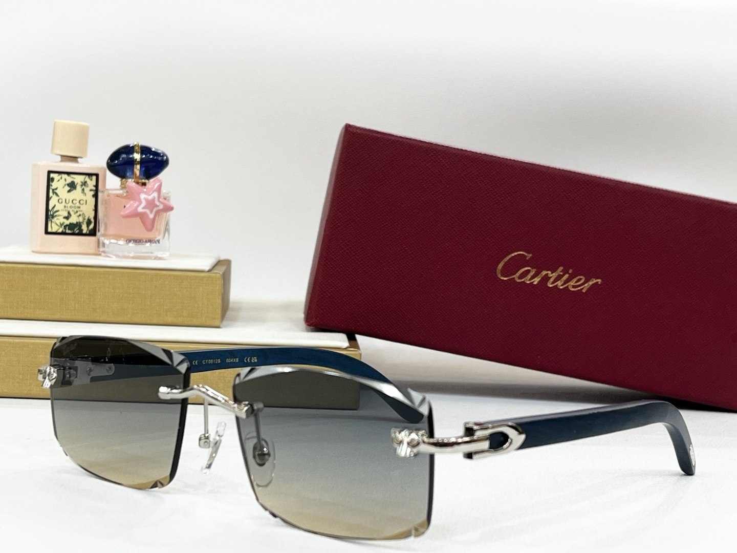  Cartier
MODCT0612S
Size59口17
