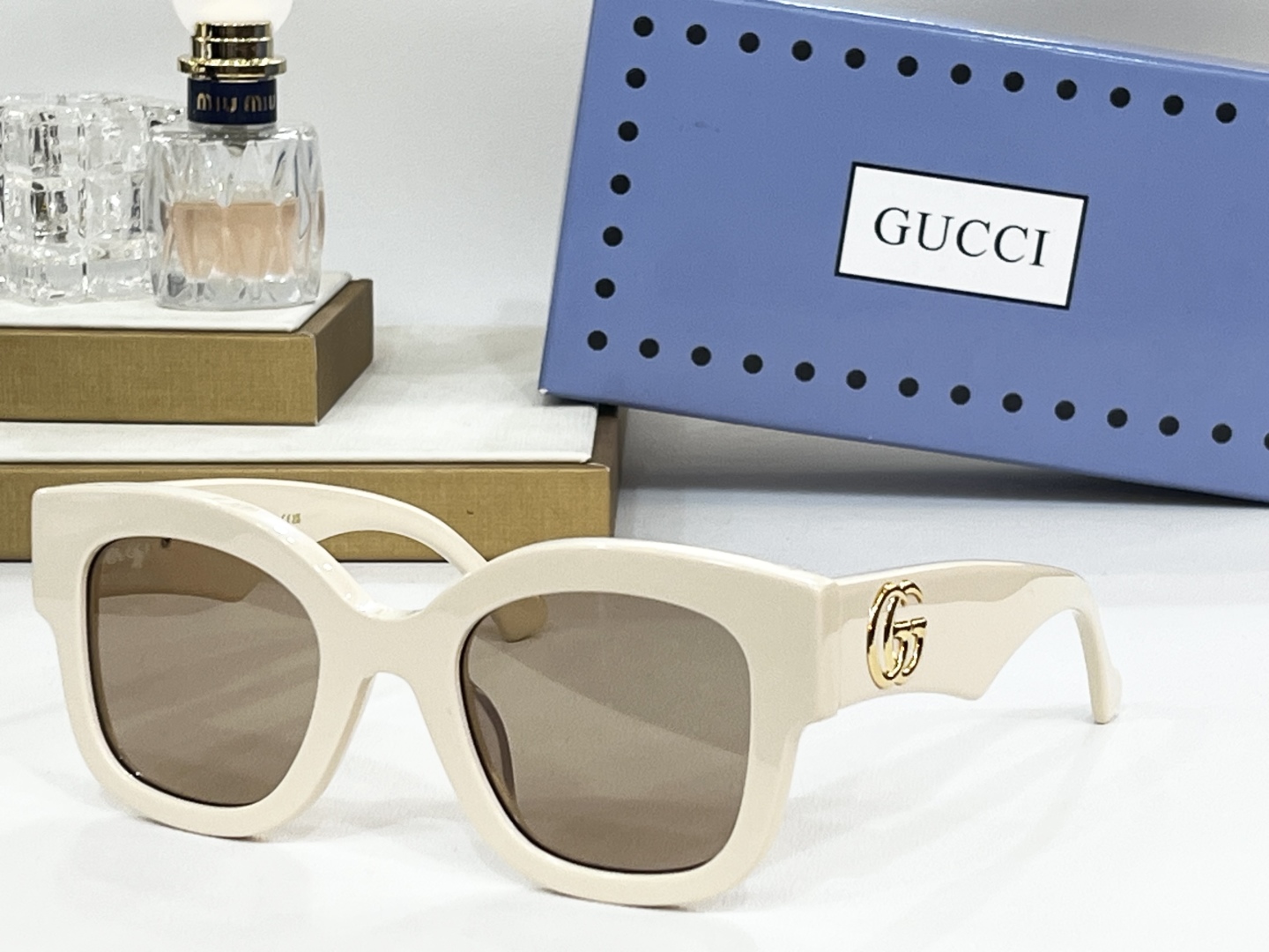  GUCCI
MOD：GG1423S
Size：51口24
