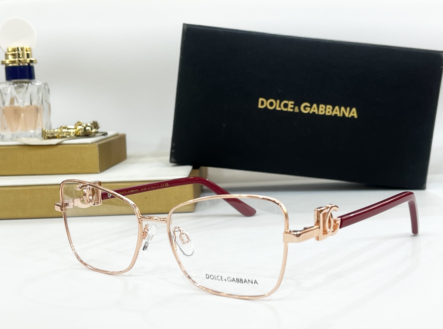  DOLCE&GABBANA
MOD：DG1338
Size：57口17-145
