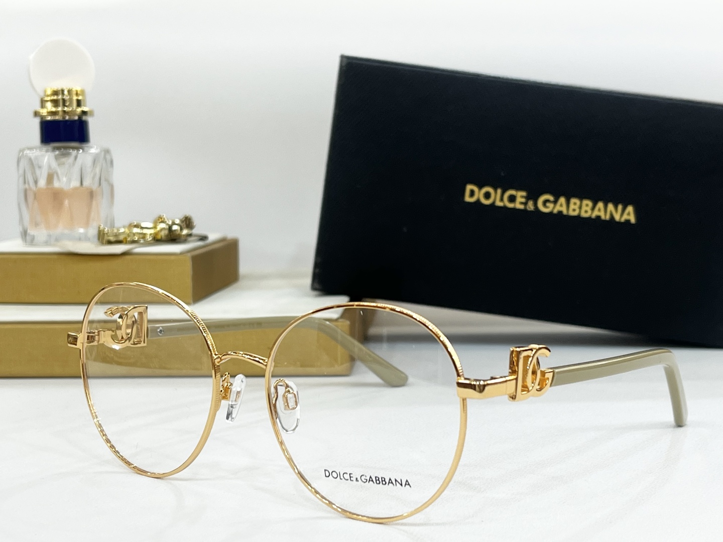  DOLCE&GABBANA
MOD：DG1339
Size：56口18-145
