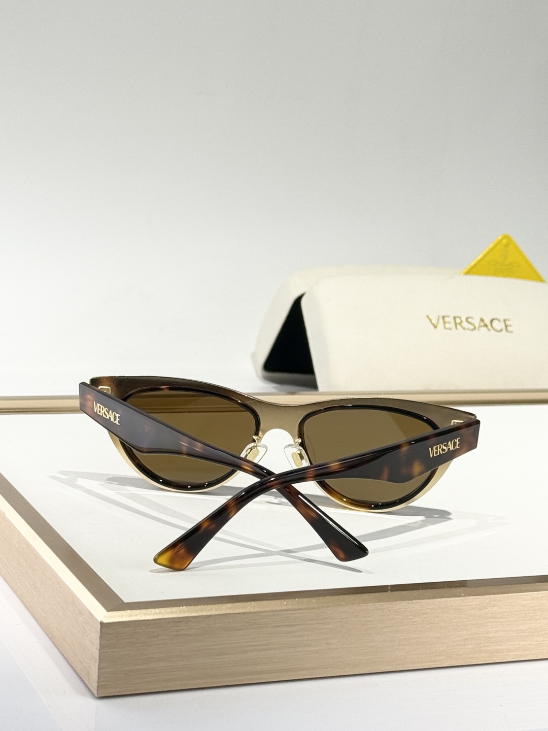  VERSACE
MOD：VE2289
Size：52口20-145
