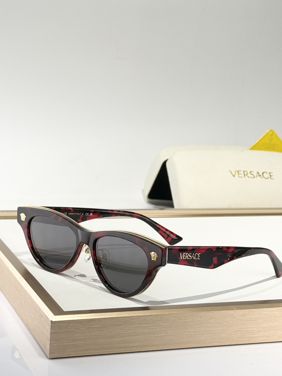  VERSACE
MOD：VE2289
Size：52口20-145
