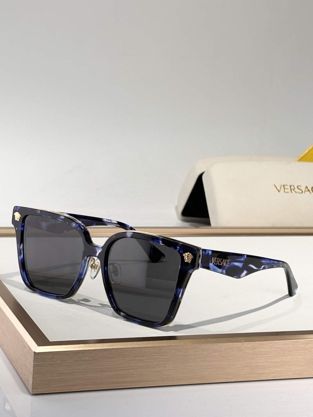  VERSACE
MOD：VE2287
Size：54口19-145
