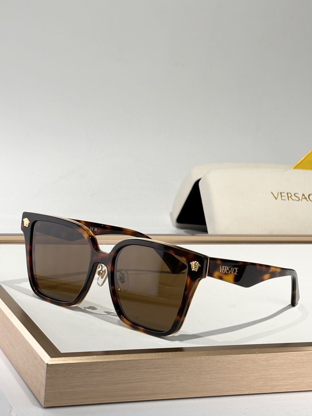  VERSACE
MOD：VE2287
Size：54口19-145

