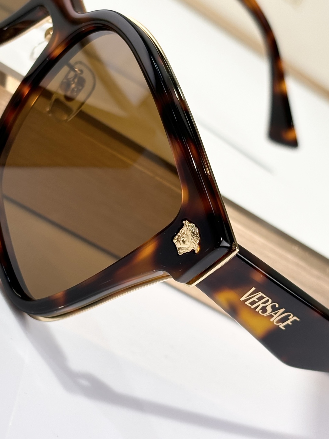  VERSACE
MOD：VE2287
Size：54口19-145

