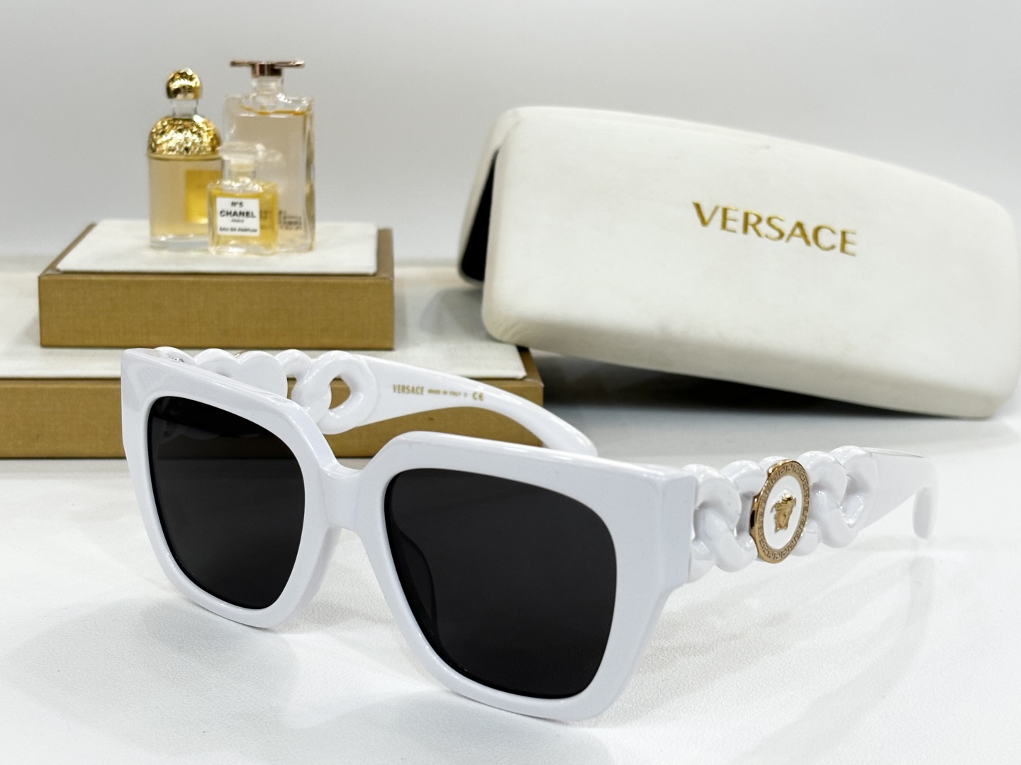  VERSACE
MOD：4409
Size：53口21 145
