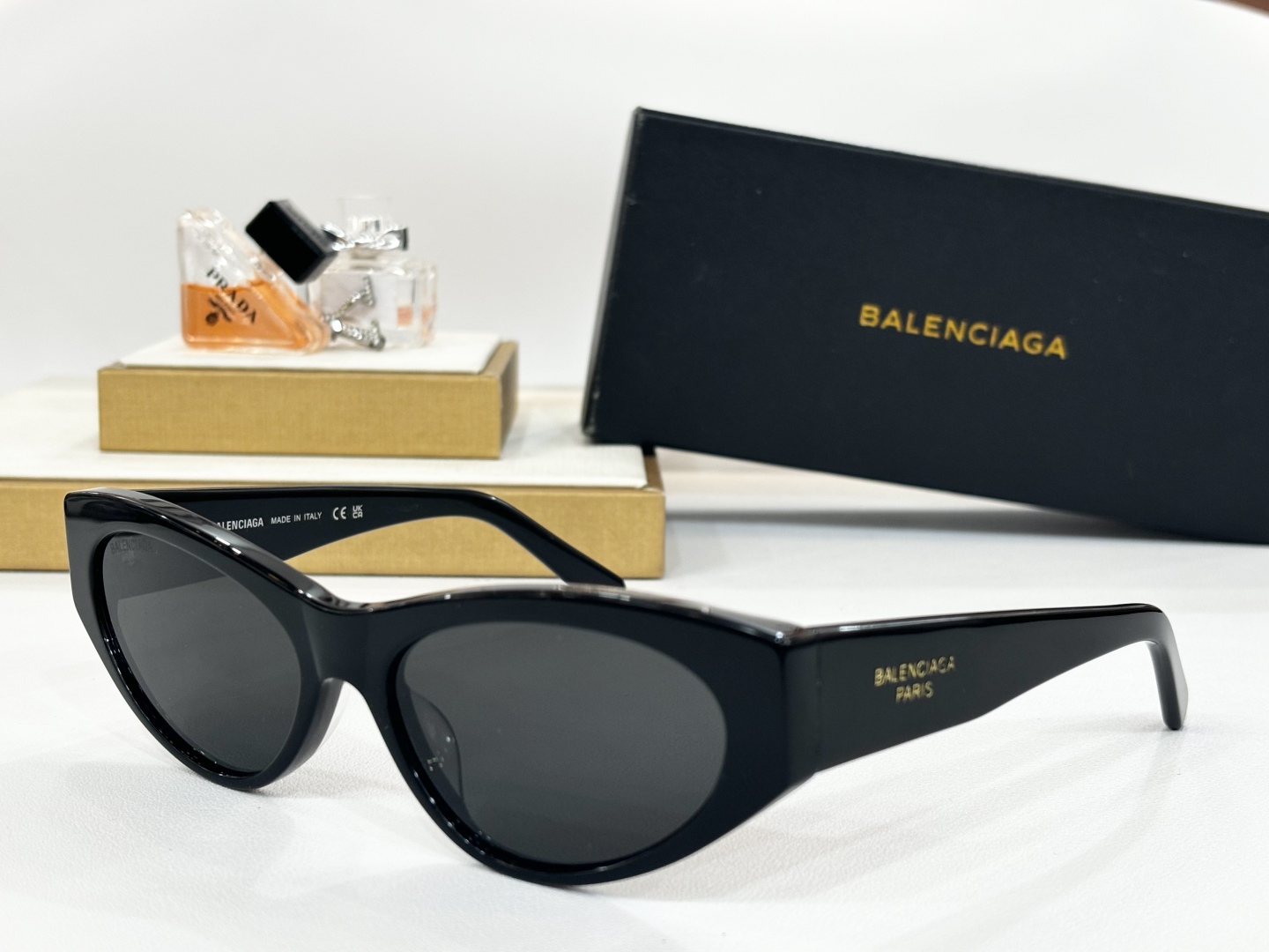  BALENCIAGA
MOD：BB0367S
Size：57口18-145
