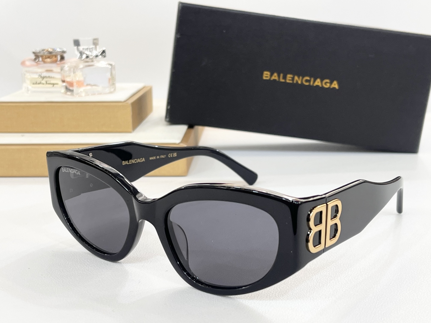 BALENCIAGA
MOD：BB0324S
Size55-20-135
