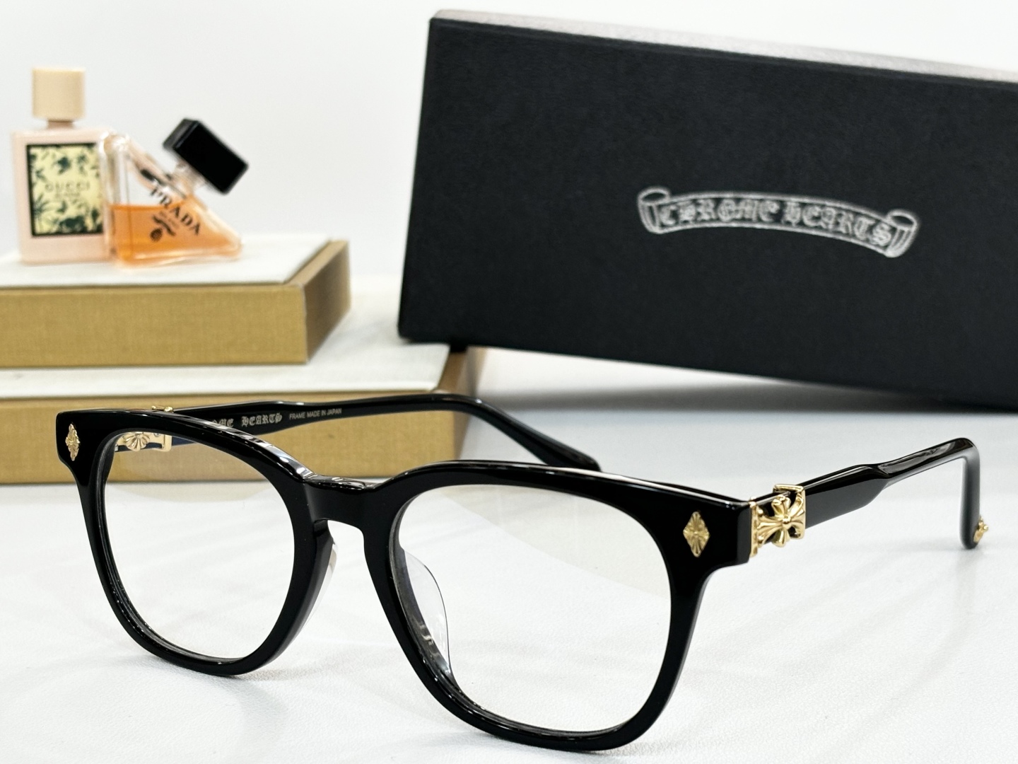  CELINE*
MOD：RT
Size：54口20-153
