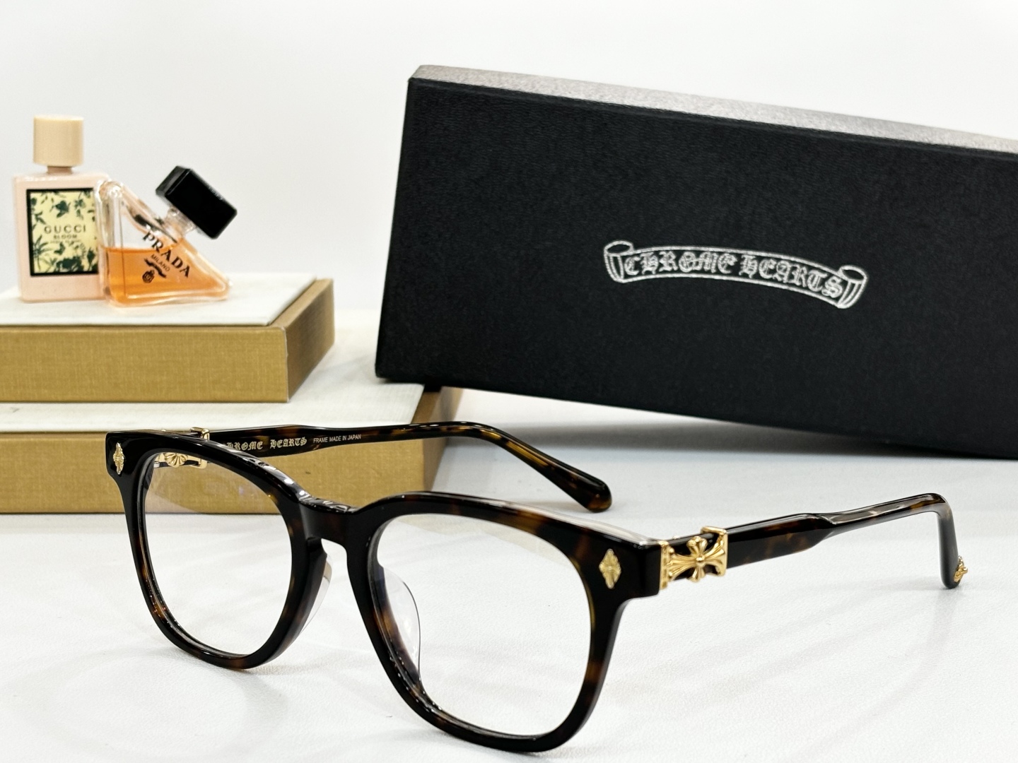 CELINE*
MOD：RT
Size：54口20-153
