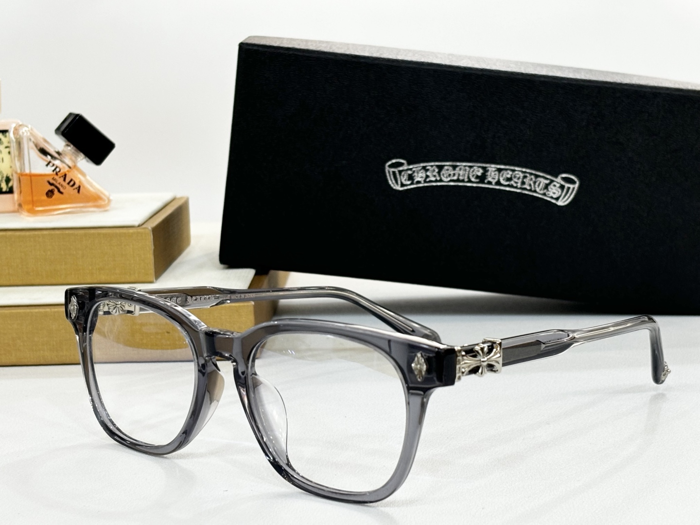  CELINE*
MOD：RT
Size：54口20-153
