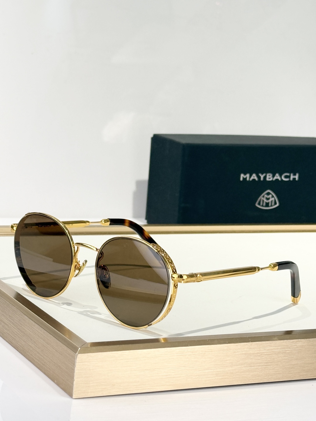  MAYBACH
MODELTHE BOULEVARD
SIZE：52-22-145
