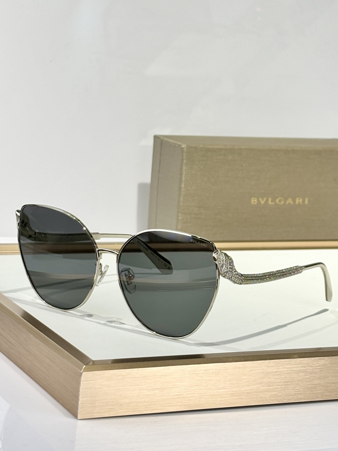  Bvlgar*
灵蛇系列
高品控
Mod：BV40010
Size：63-14-140
