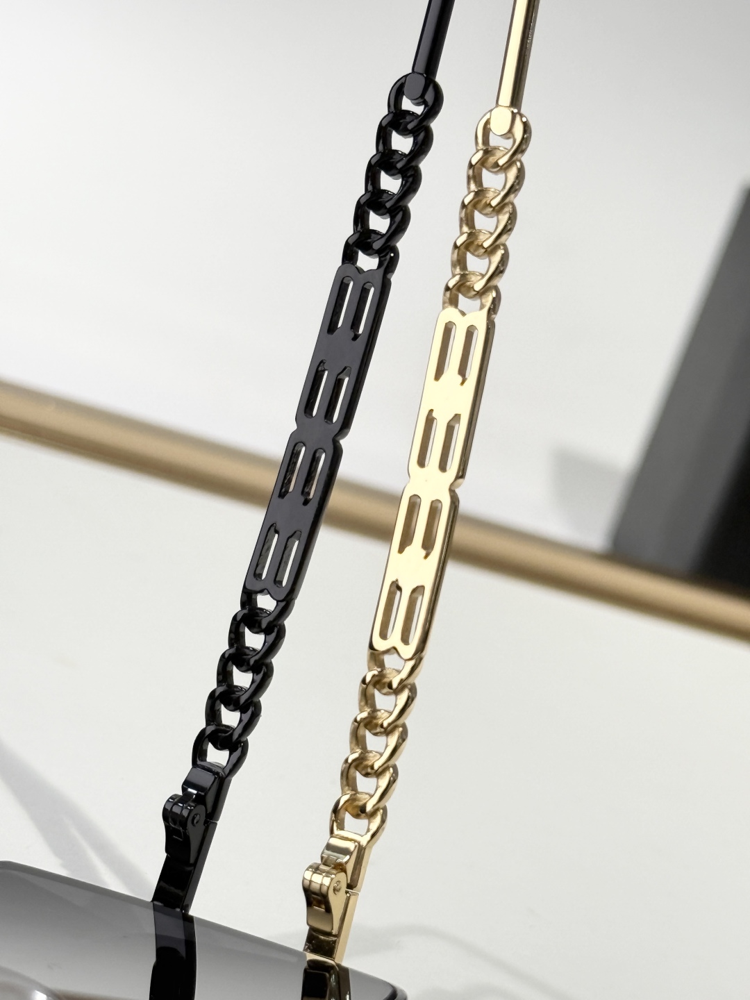  BALENCIAGA
MOD：BB0012
Size：58口18-143
