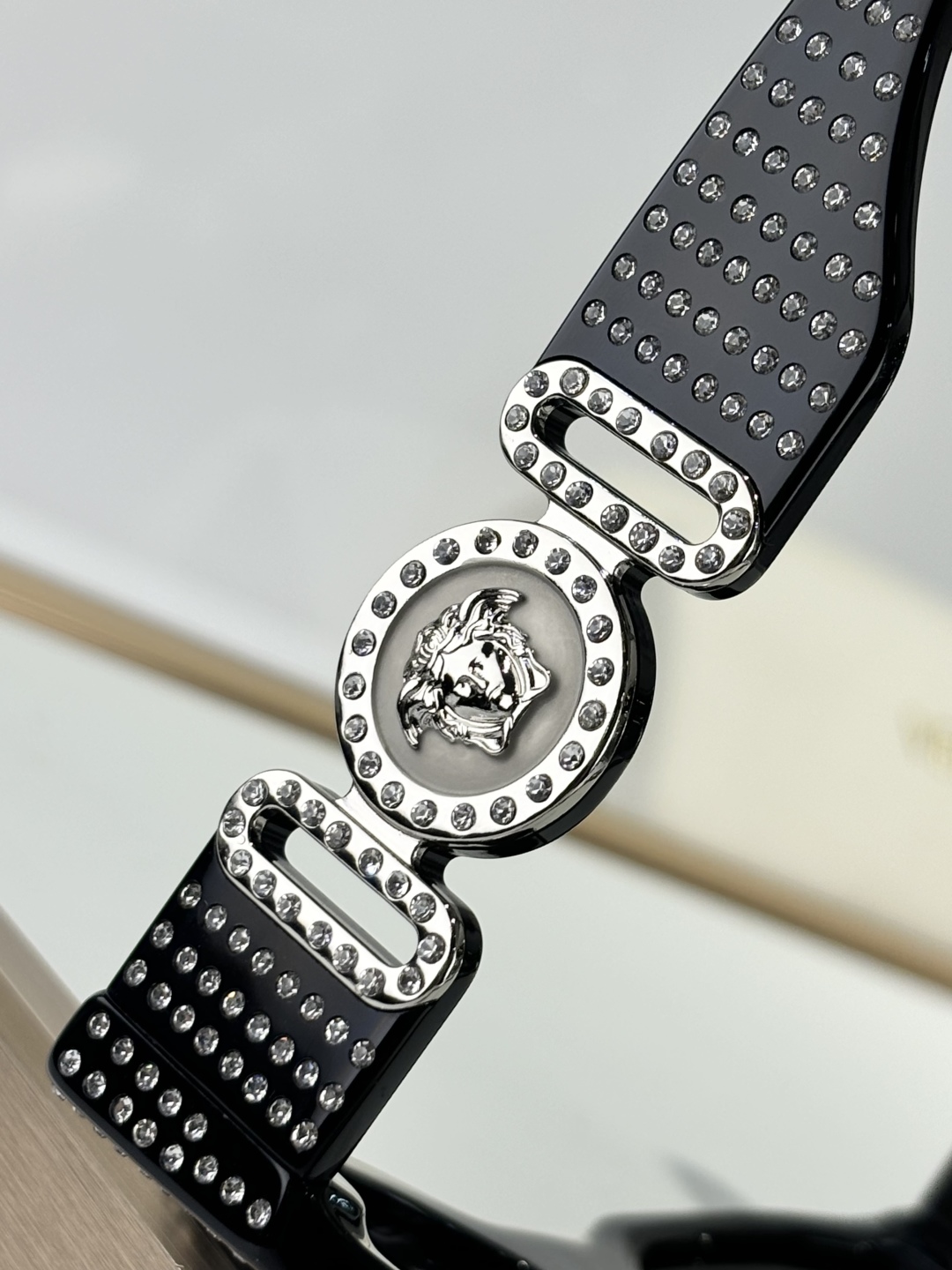  VERSAC*
Mod ：VE4361
Size ：53-18-140
💎元素
气质拿捏款

