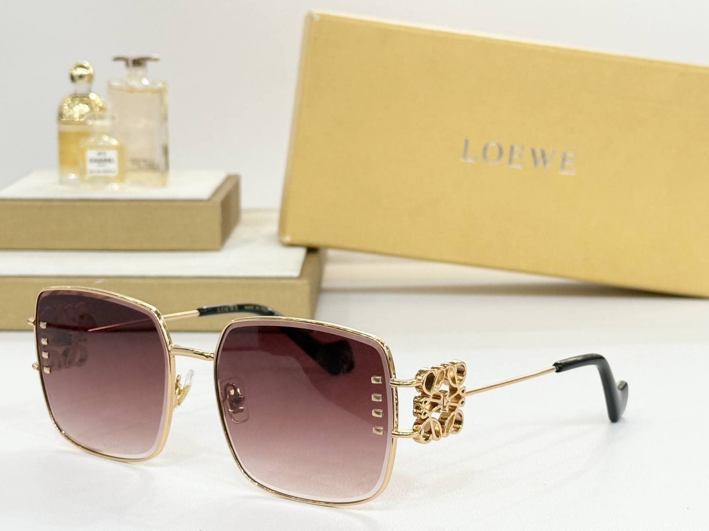  LOEWE
MOD：LW40669
Size：59口17 135
