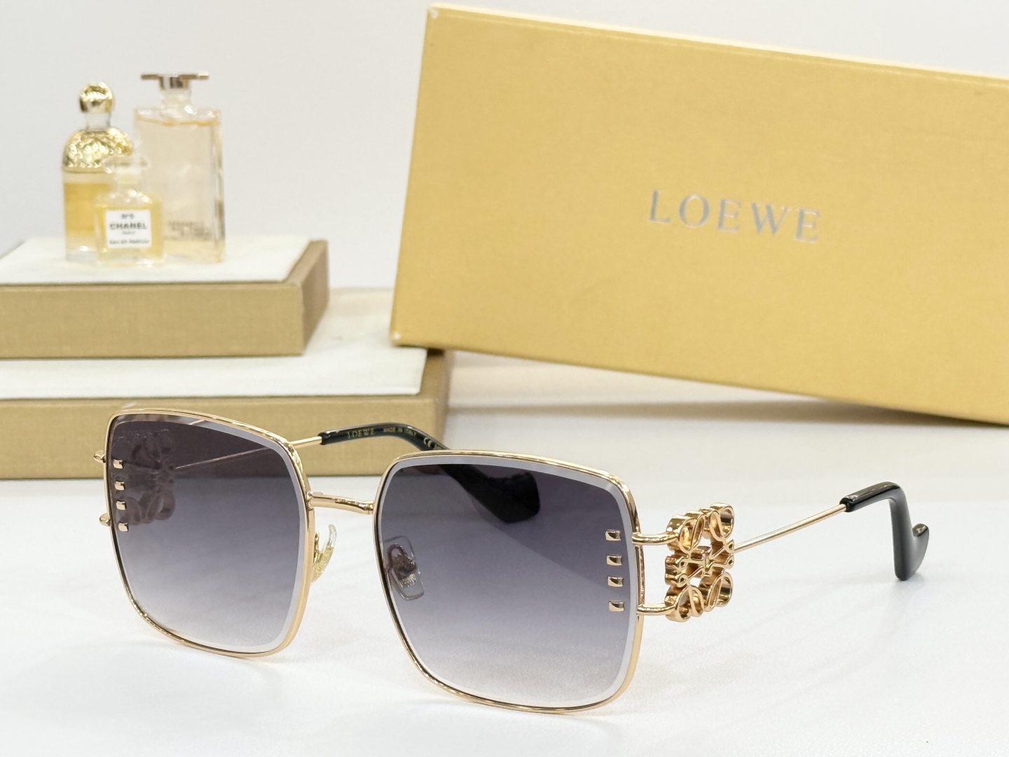  LOEWE
MOD：LW40669
Size：59口17 135
