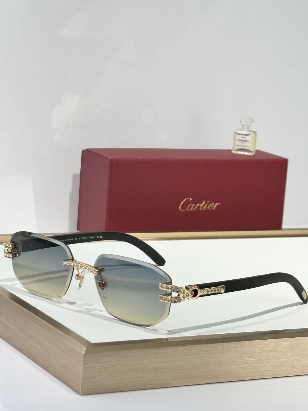  Cartie*
MODEL：CT0570S
SIZE 59口17-143
钻