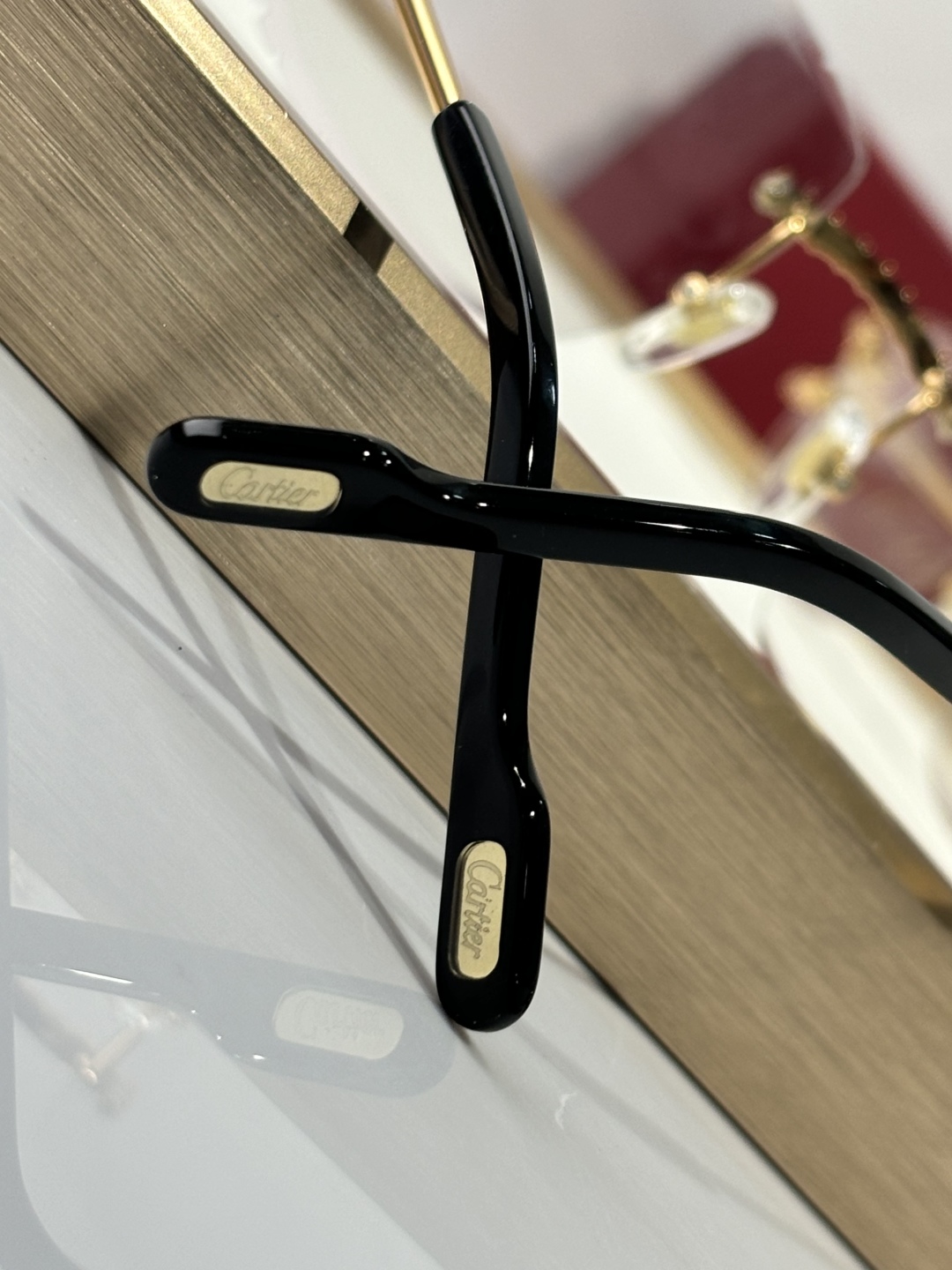  Cartie*
MODEL：CT060
SIZE 59口17-143
Photo chromic
