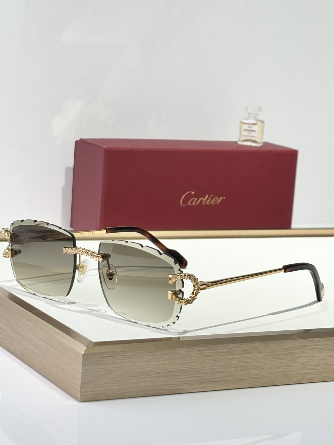  Cartie*
MODEL：CT060
SIZE 59口17-143
钻