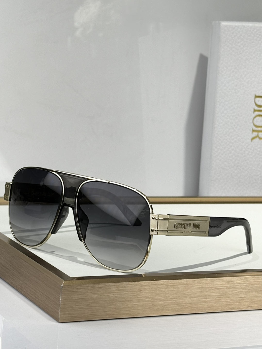 Dio*Mod：Signature A3USize：61-13-140磨砂质感