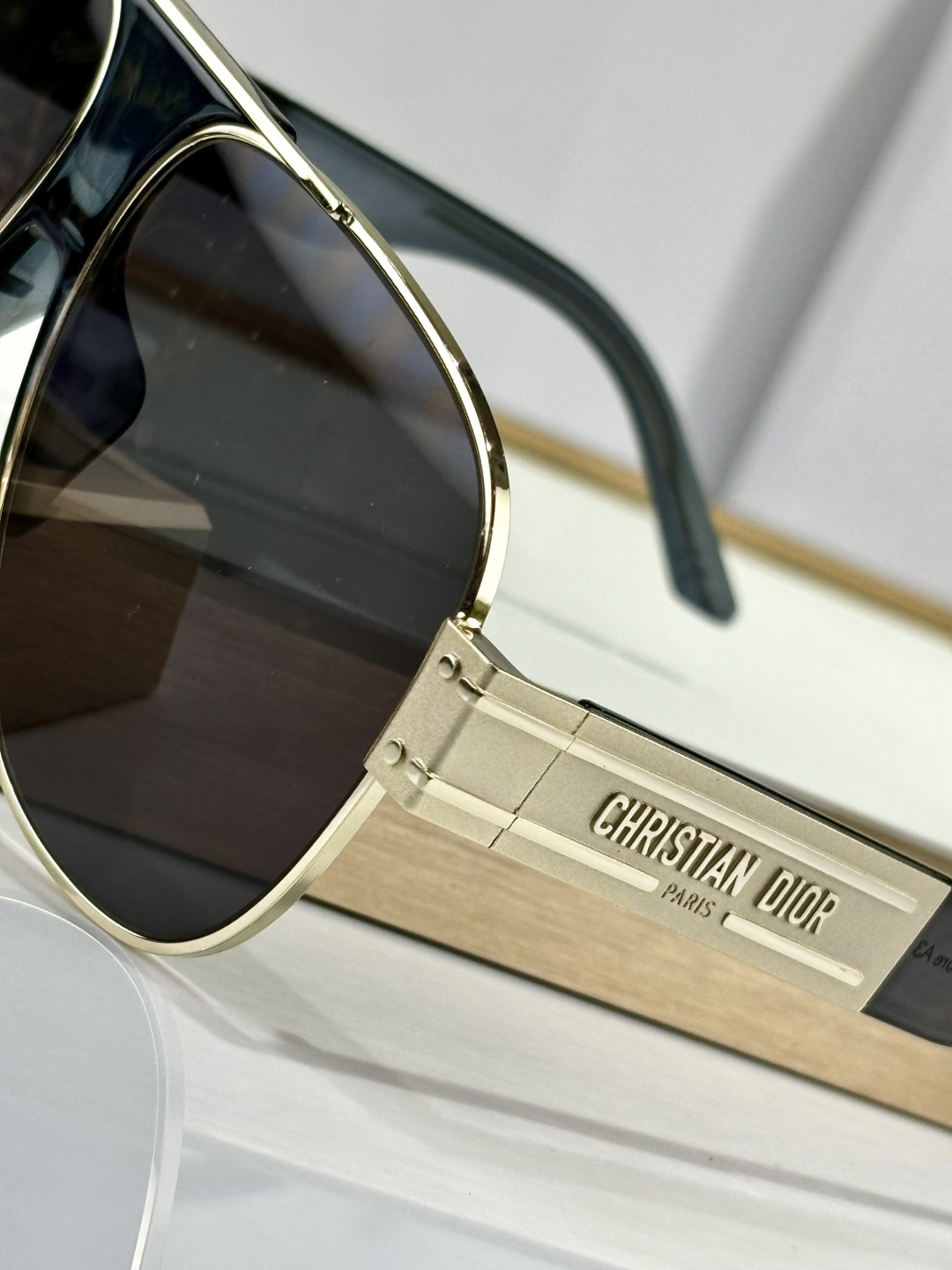 Dio*Mod：Signature A3USize：61-13-140磨砂质感