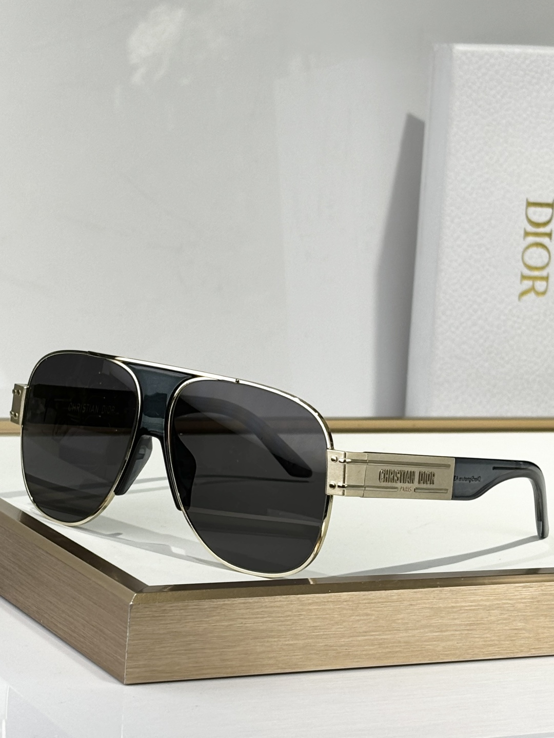 Dio*Mod：Signature A3USize：61-13-140磨砂质感