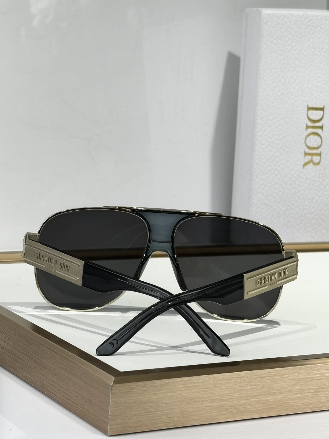 Dio*Mod：Signature A3USize：61-13-140磨砂质感