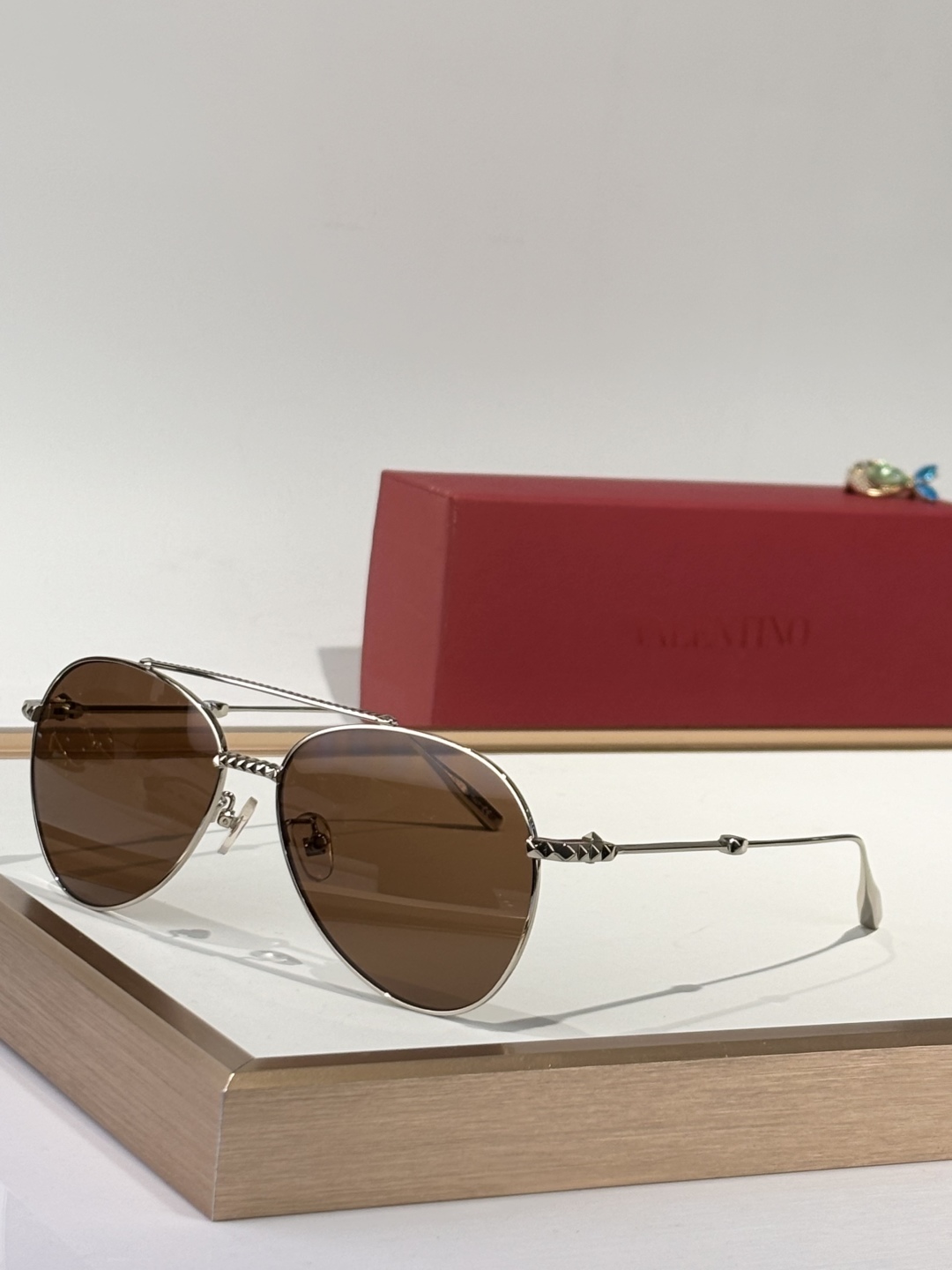  VALENTINO
MODEL：VLS-133E
SIZE：60口17-142

