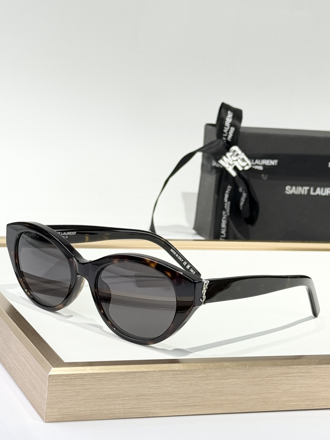  Saint laurent
MOD：SL M148 
sizs：54口18-140
