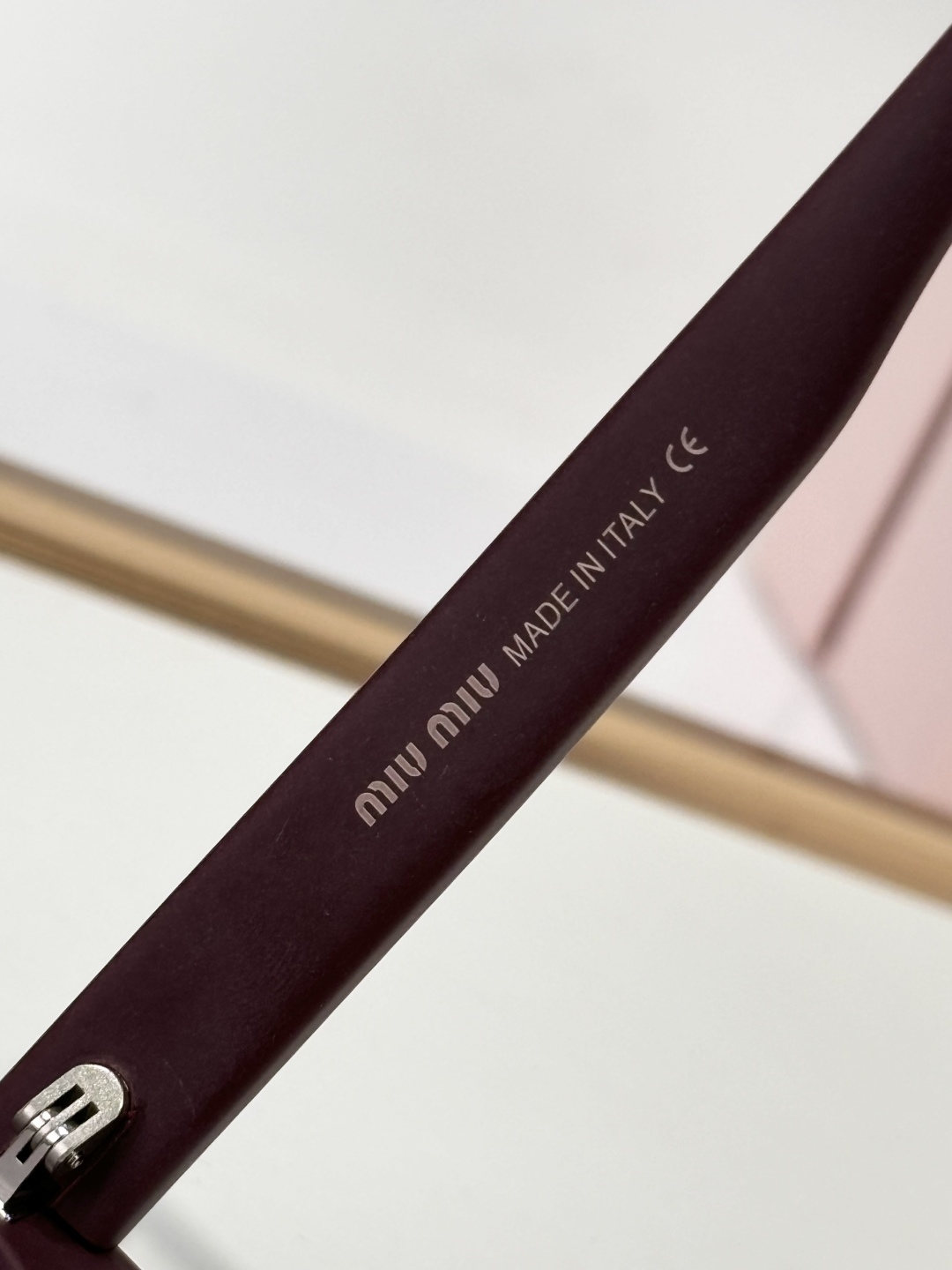  MIU MIU
MOD：SWU41WS
Size：55口20-148
