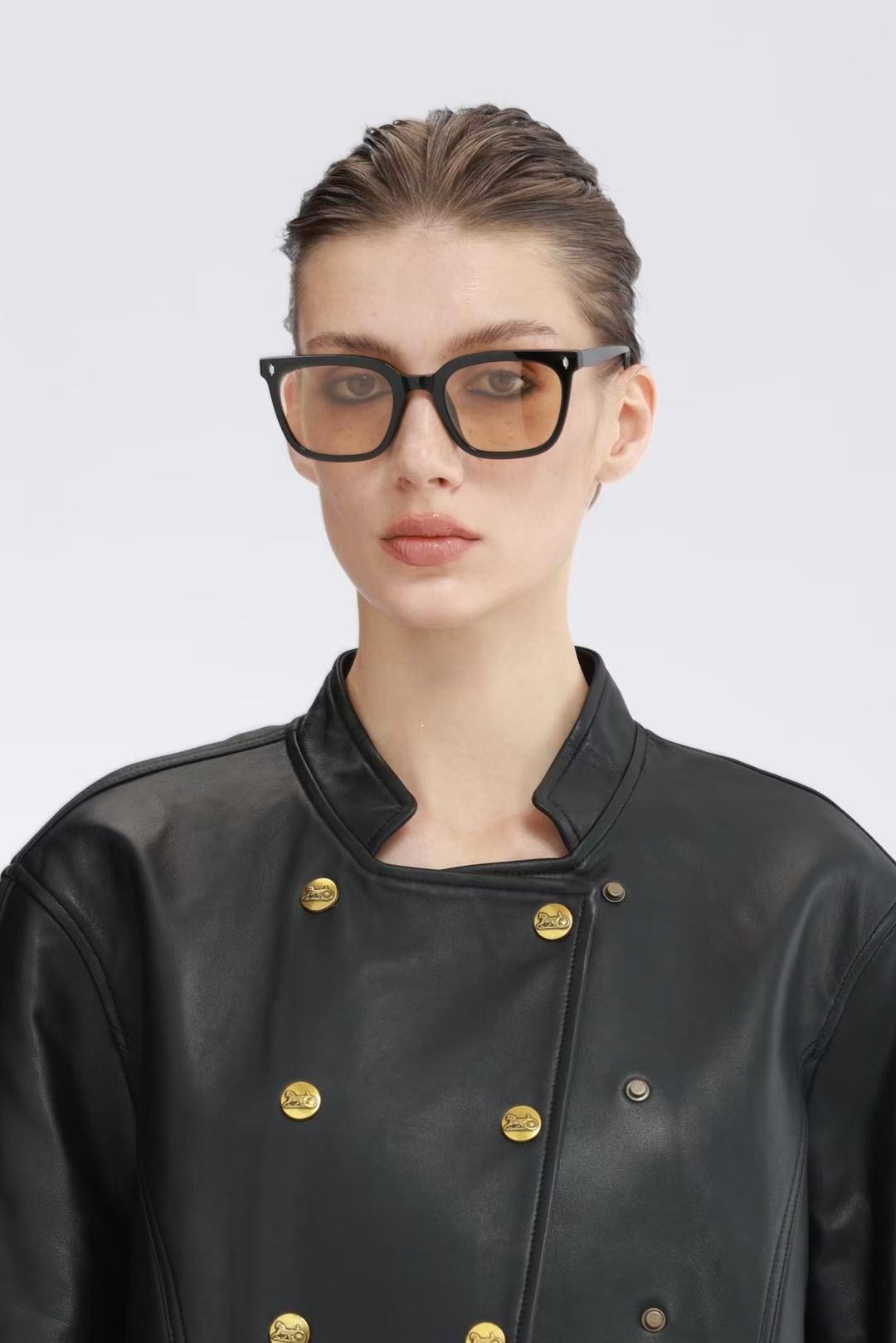  CHRISTIAN DIOR
MOD：CD 0251S
Size：53口23-146
