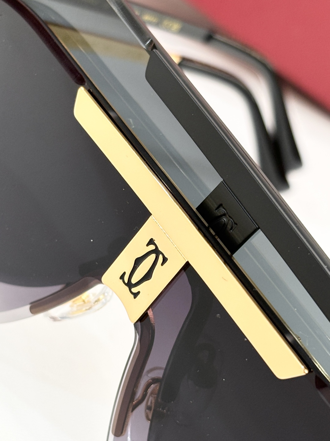  Cartier
MOD：PARIS
Size：136口0 140
