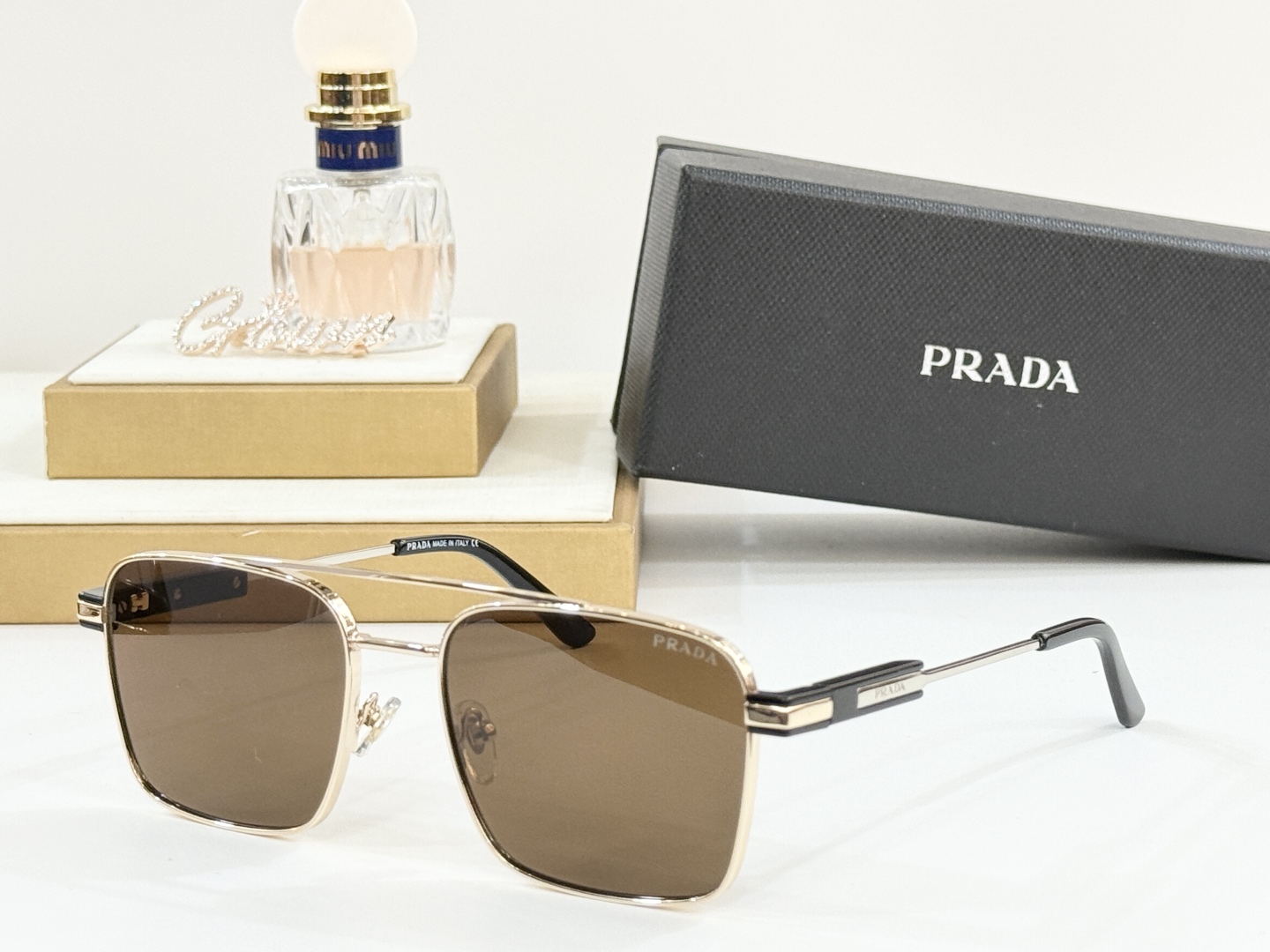  PRADA
MOD：PRA76-S
Size：58-17-145
