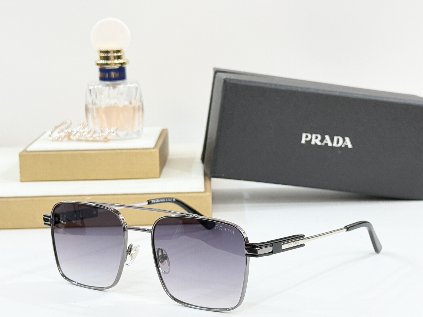  PRADA
MOD：PRA76-S
Size：58-17-145
